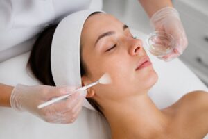 Mandelic Acid Peel: Benefits, Application & Results